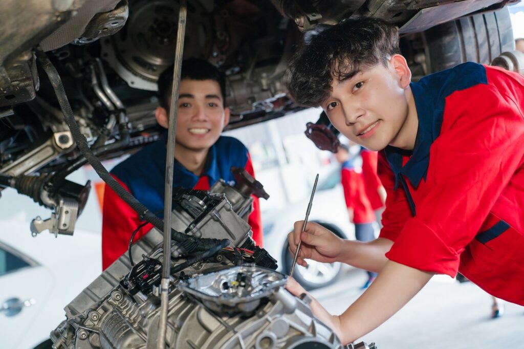 5+ Tiêu Chí Nhận Biết Trung Tâm Ô Tô Chất Lượng, Uy Tín